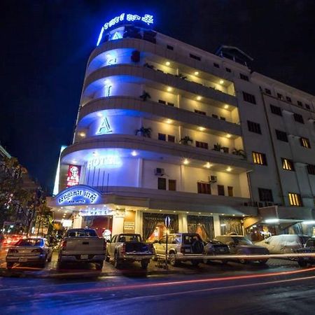 Asia Hotel Phnom-Penh Buitenkant foto