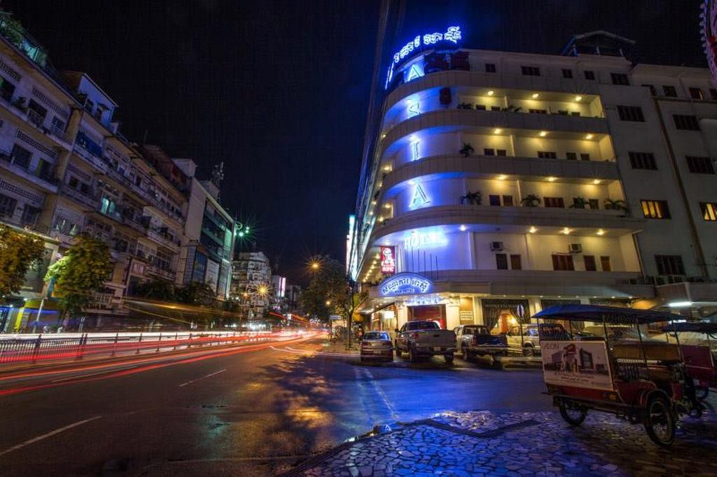 Asia Hotel Phnom-Penh Buitenkant foto