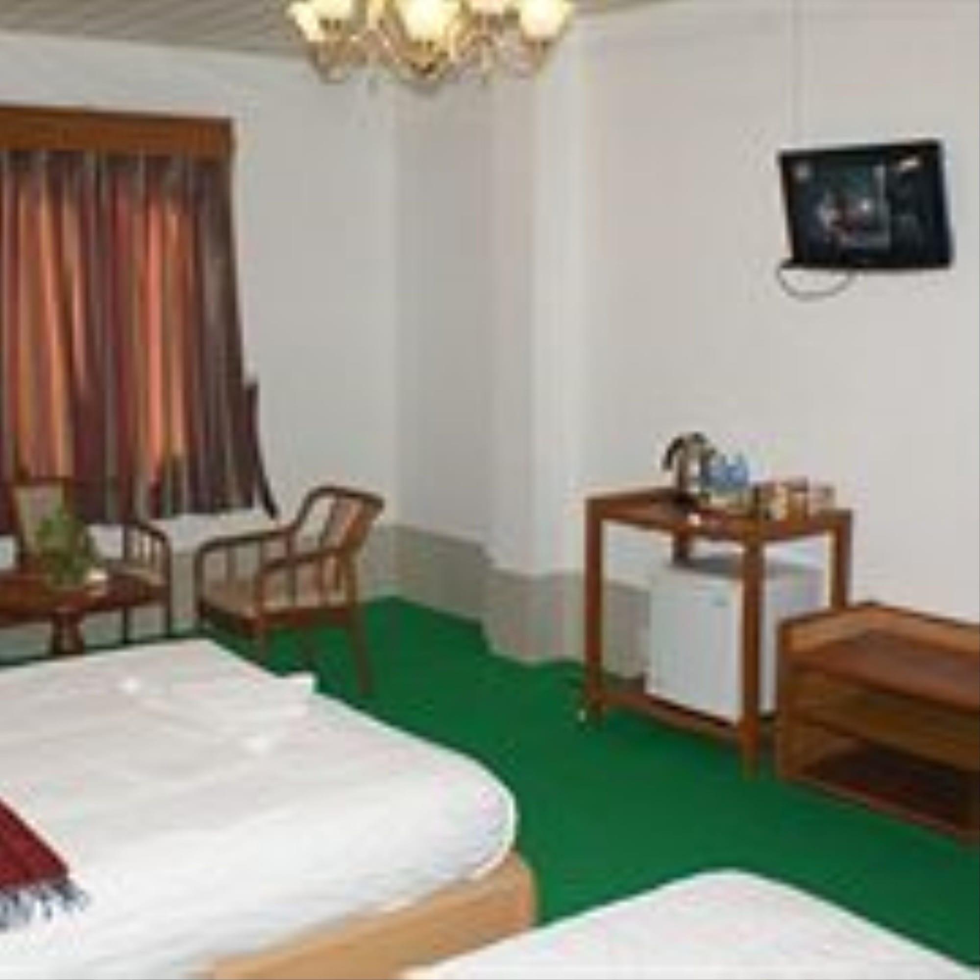 Asia Hotel Phnom-Penh Buitenkant foto