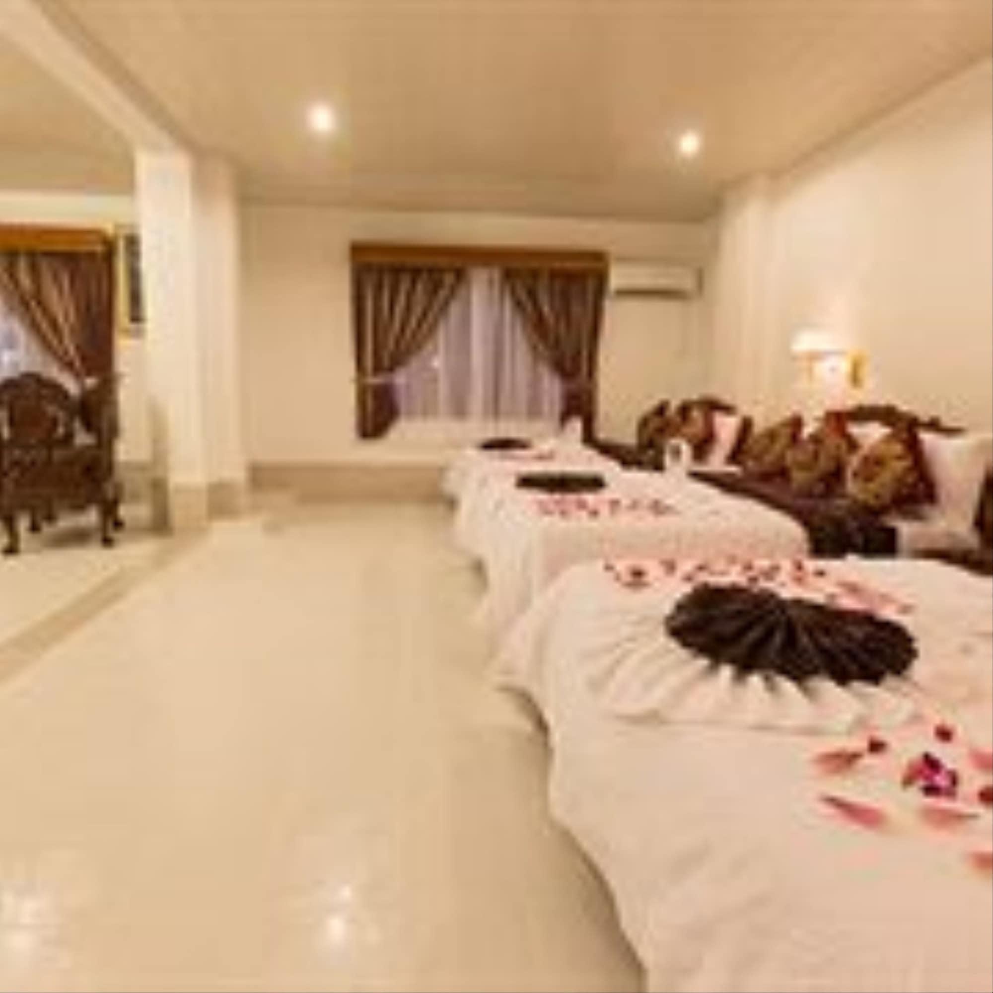 Asia Hotel Phnom-Penh Buitenkant foto