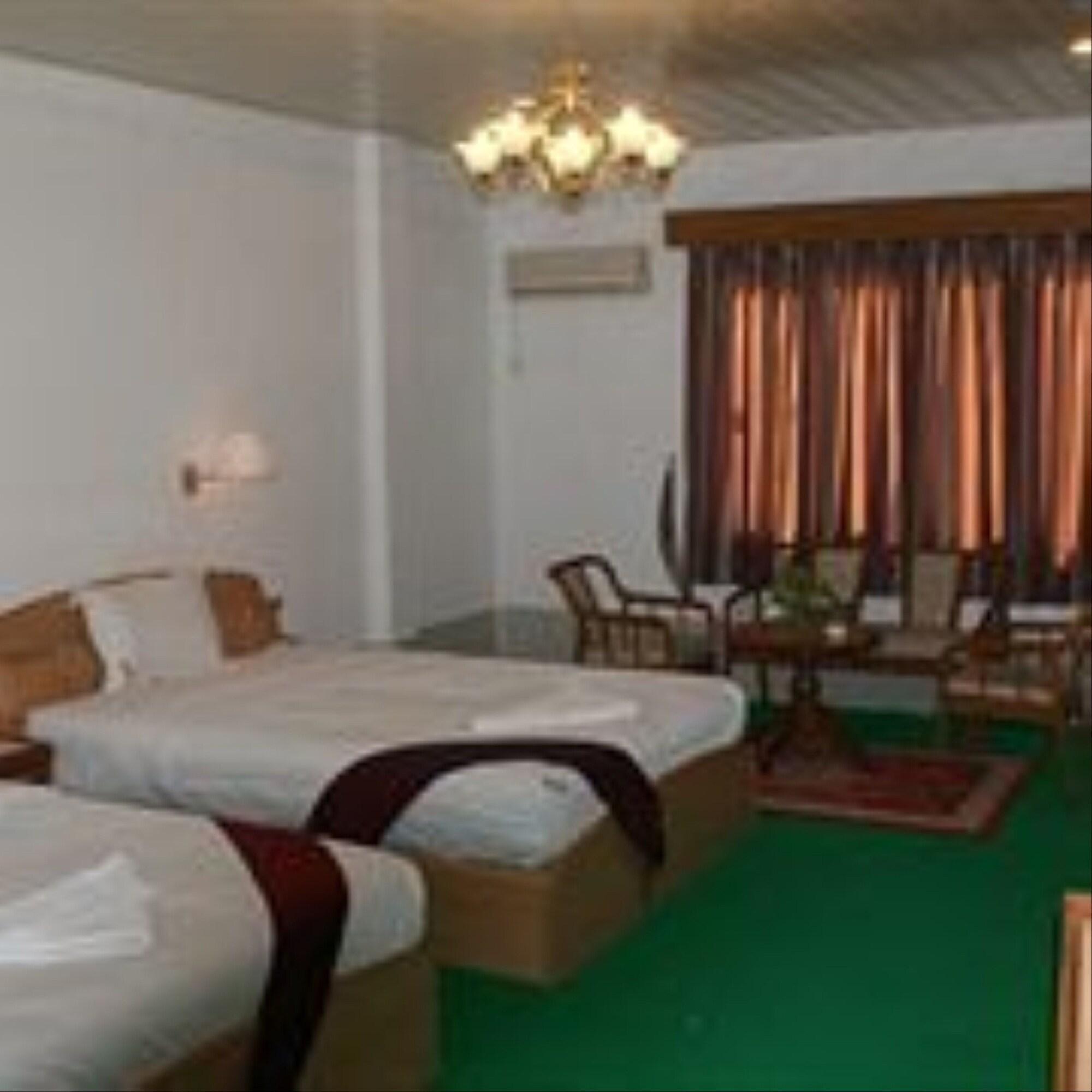 Asia Hotel Phnom-Penh Buitenkant foto